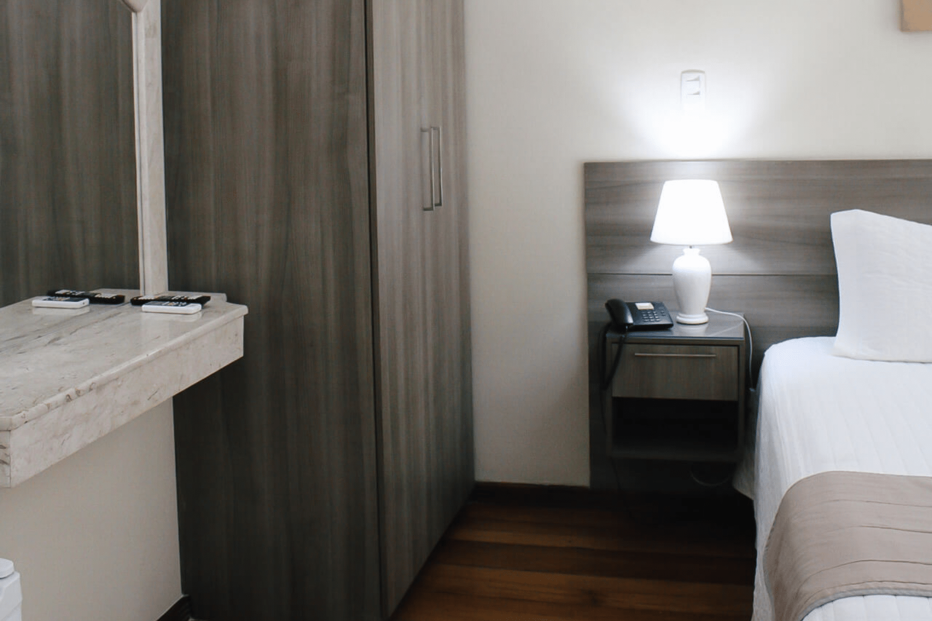 Suite casal standard (fundo) (5)