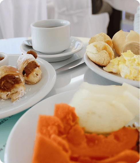 cafe da manha v- hoteis acropolis (2) (1)